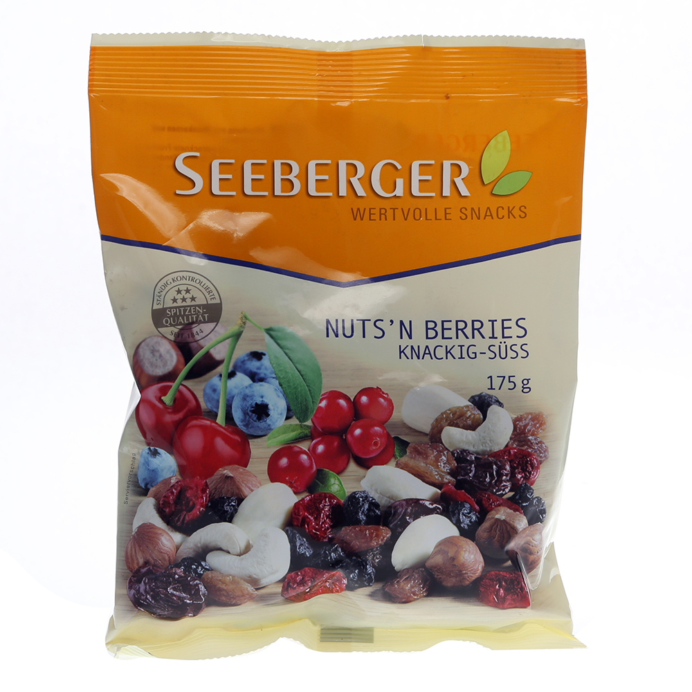 Seeberger Nuts 'n' Berries Snack Mix 175g - Available at Alosra Online Supermarket