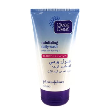 Clean & Clear Exfoliating Daily Wash Oil-Free 150ml - Available at Alosra Online Supermarket