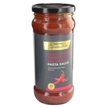 SuperValu Signature Tastes Sweet Cherry Tomato & Spicy Chilli Pasta Sauce 350g - Available at Alosra Online Supermarket