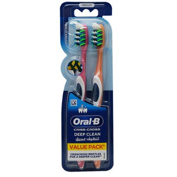 Oral-B Criss Cross Deep Clean Medium Toothbrush