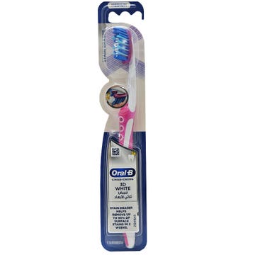 Oral-B Criss-Cross 3D White Medium Toothbrush