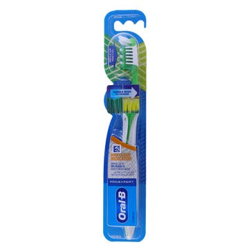 Oral-B Pro Expert Max Clean Indicator Soft Toothbrush 