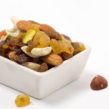 Bayara Mixed Dried Fruits & Nuts [Per Kg] 