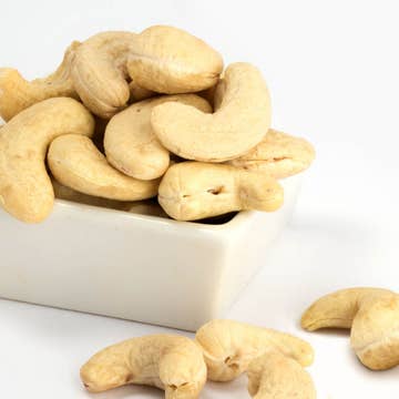 Bayara Jumbo Unsalted Cashews 