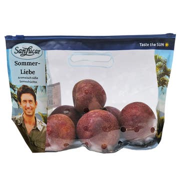 Sanlucar Red Plums Bag 600g