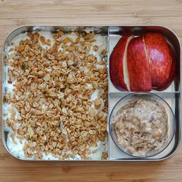 Greek Yoghurt & Granola