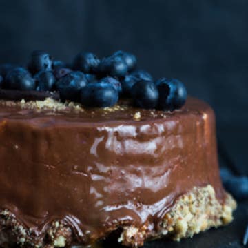 Blueberry Choco Cake