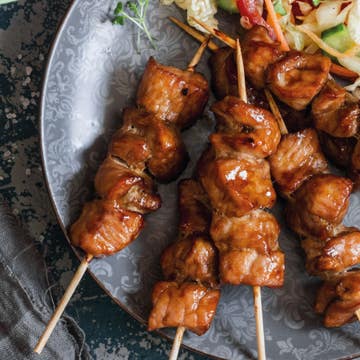 Spicy Chicken Kebabs With Mango, Cucumber And Kidney Bean Salad And Chilli Mayonnaise